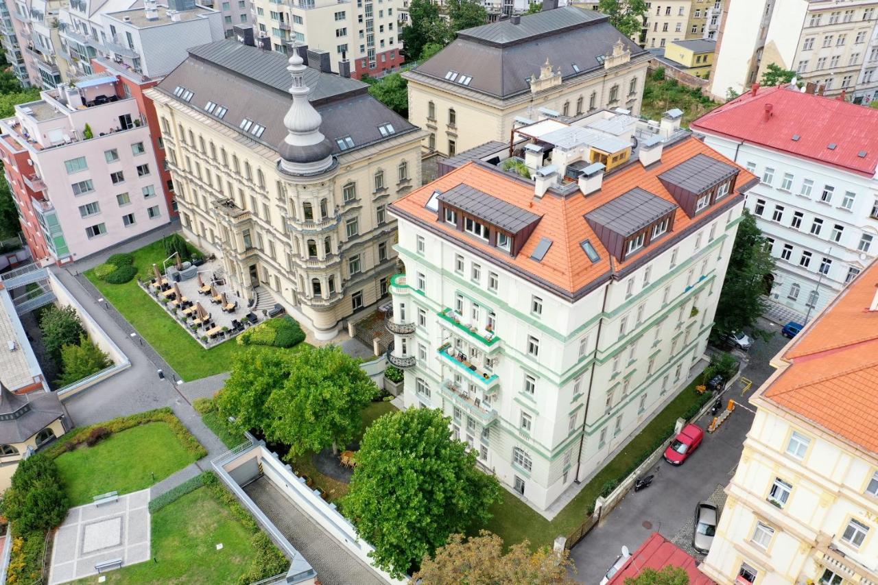 Luxury Rooftop Appartment With Fantastic Views Praga Esterno foto