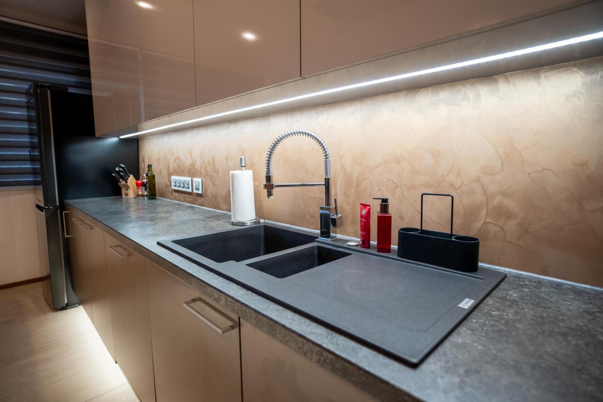 Luxury Rooftop Appartment With Fantastic Views Praga Esterno foto