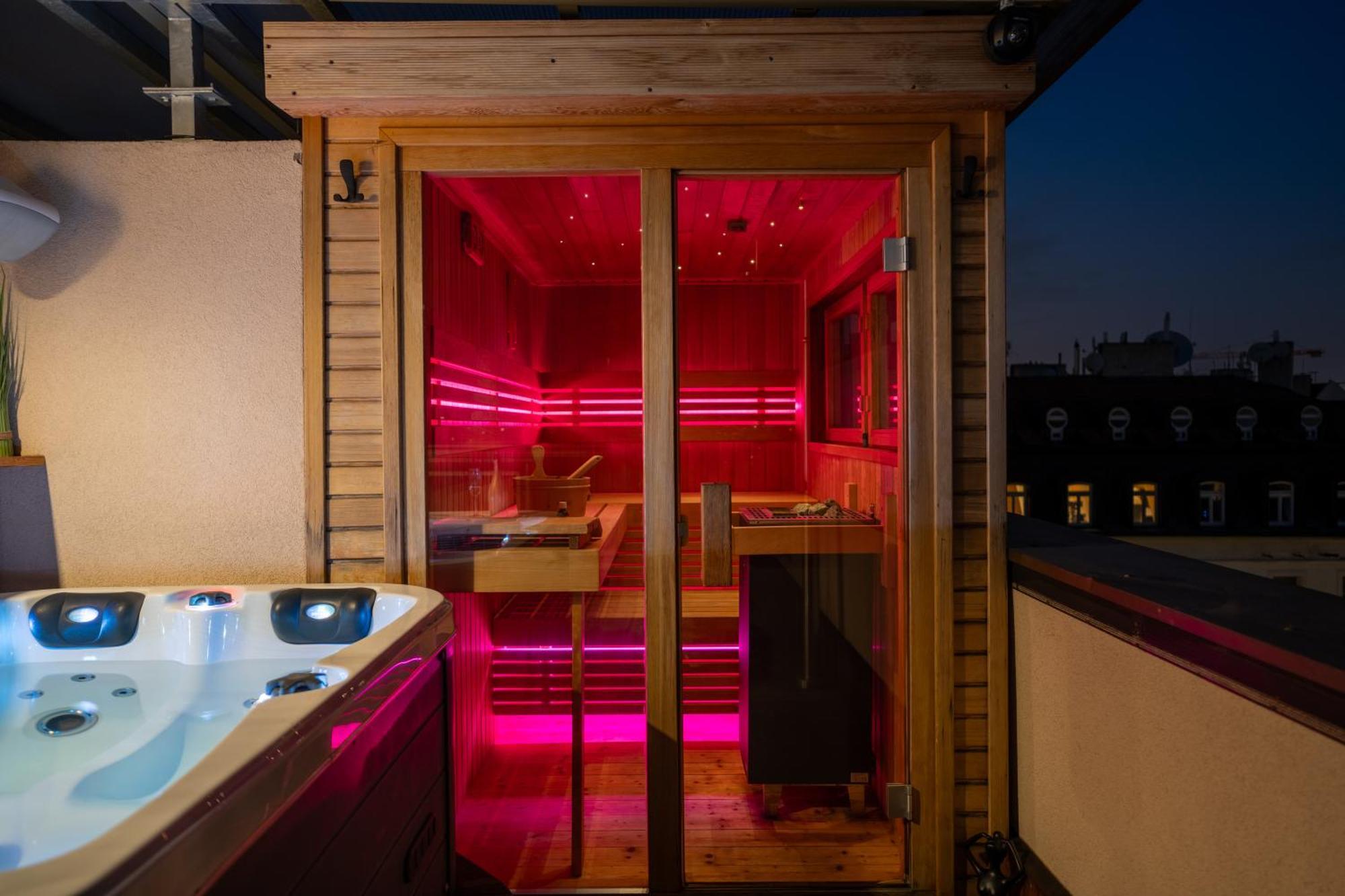 Luxury Rooftop Appartment With Fantastic Views Praga Esterno foto